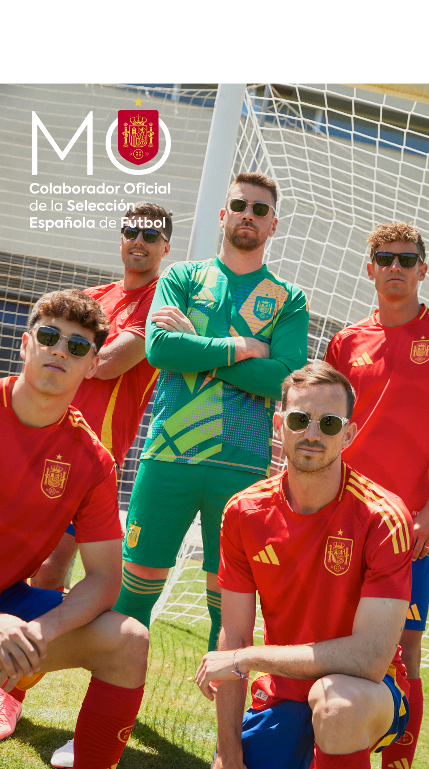 Mó x Selecció - Jugadors de la selecció espanyola posant i utilitzant ulleres de Multiòptiques
