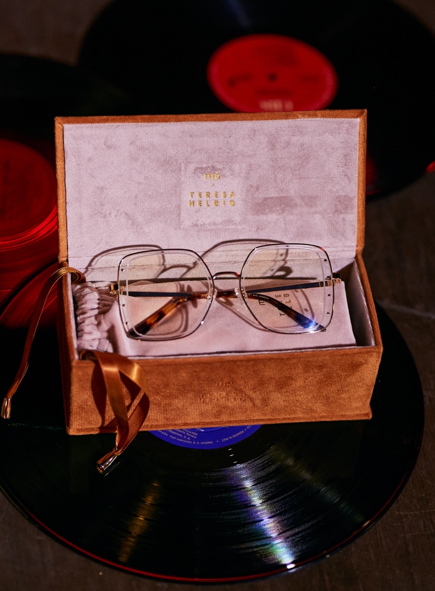 Un hotel càpsula que ofereix un nou concepte de turisme experiencial Campanya ECOTATE Multiopticas