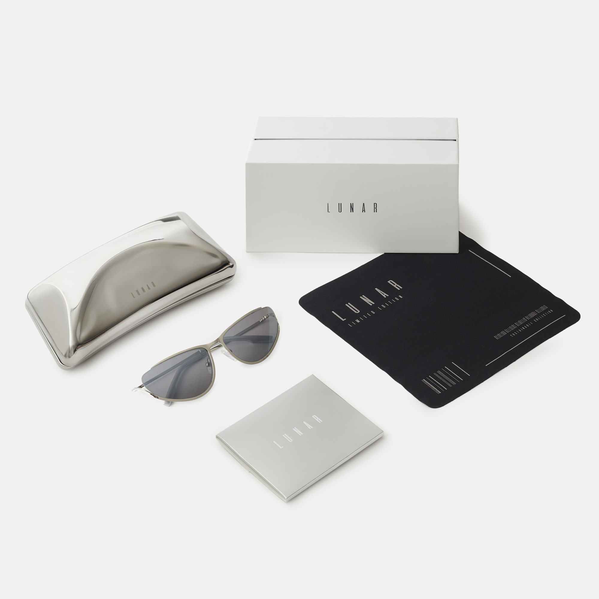 LUNAR 002. SUN, silver, hi-res