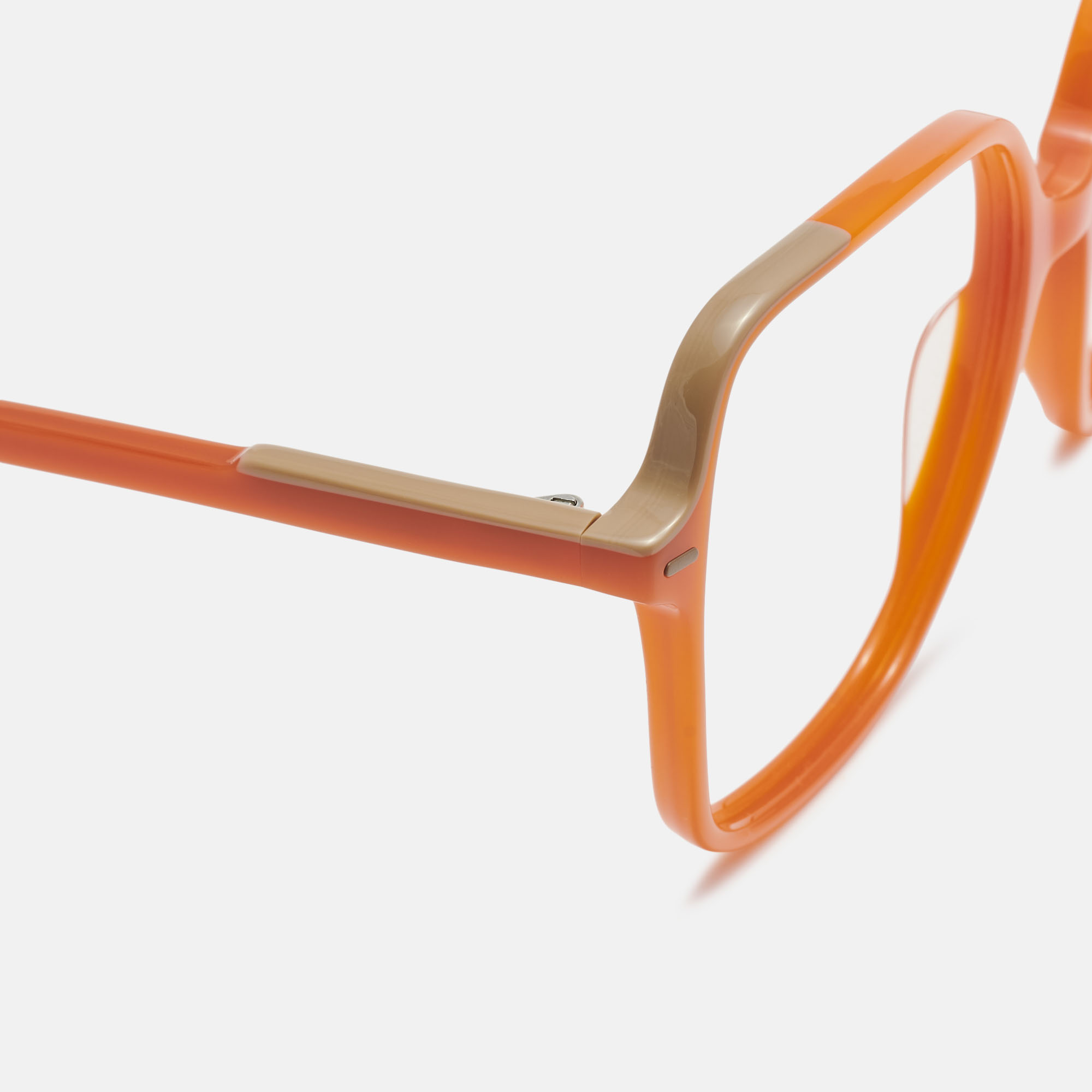mó LLEO, orange, hi-res