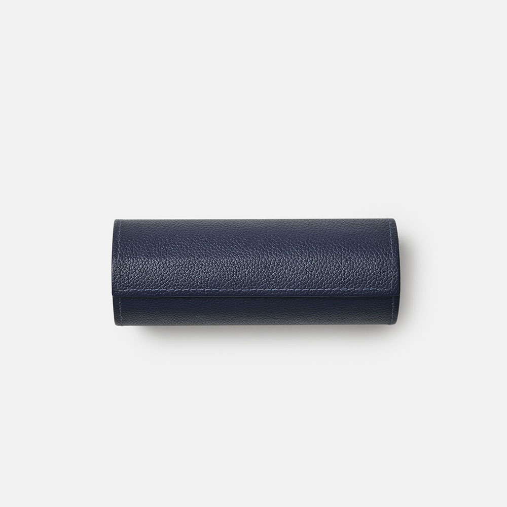 ESTOIG THE STATION BLAU,, hi-res